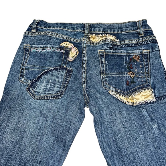 Gadzooks Vintage Y2K Embroidered Appliqué Denim Flare Jeans size 27 - Picture 7 of 11